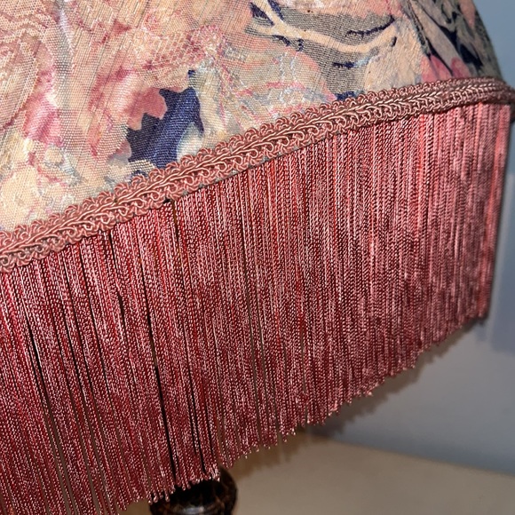 Shady Lady lamp Victorian style - Picture 5 of 13